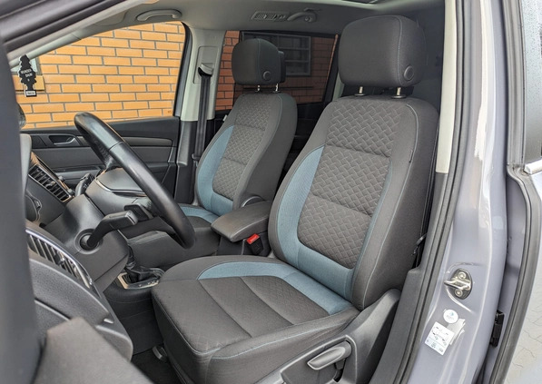 Volkswagen Sharan cena 119000 przebieg: 66700, rok produkcji 2019 z Olsztyn małe 154